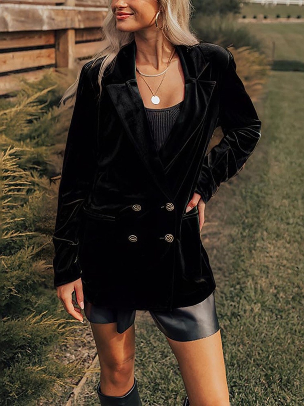 NWOT Sofia Vargas Velvet Blazer (Lg)
